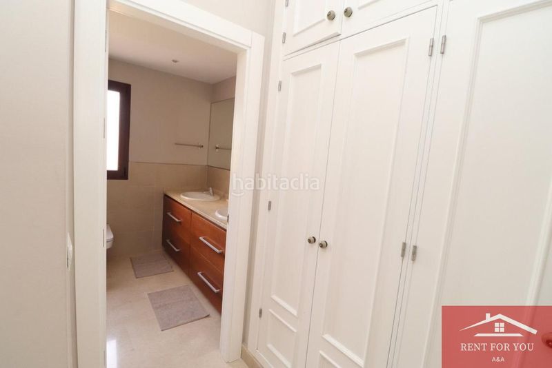 Foto 92a89c62-f96f-4b01-81cc-2fdcf53c9a18. Alquiler casa magnífico chalet en urbanización privada en Coín
