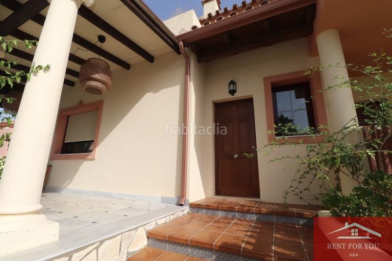 Foto 9f06e5f4-d134-4a8e-8286-3cdf0fe896c5. Alquiler casa magnífico chalet en urbanización privada en Coín