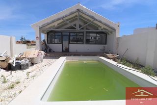 Casa a Centro. Chalet independiente