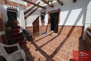 Lloguer Planta baixa a Centro. Apartamento en el campo