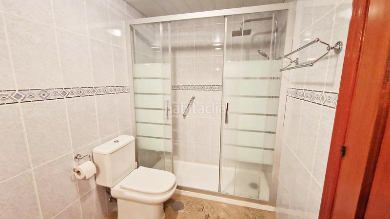 Foto dd56f44d-f3a0-4030-b36b-490c41ddbb0c. Apartamento  cerca de puerto marina, de la playa y de los comercios en Benalmádena