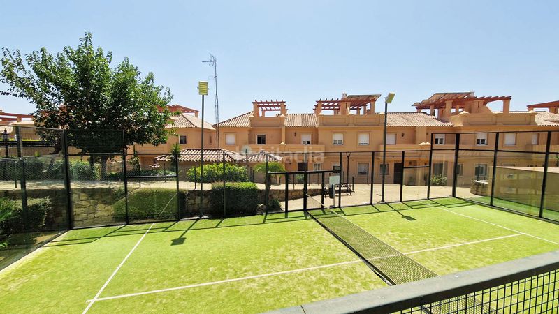 Foto 844835a8-7c5f-489a-b369-7130a6ae9688. Casa adossada amb piscina a Buenas Noches Estepona