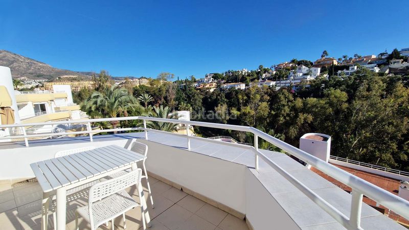 Foto 2c1a8c28-6883-4167-8fae-8979481f7a07. Àtic amb calefacció aparcament piscina a Hacienda Torrequebrada Benalmádena