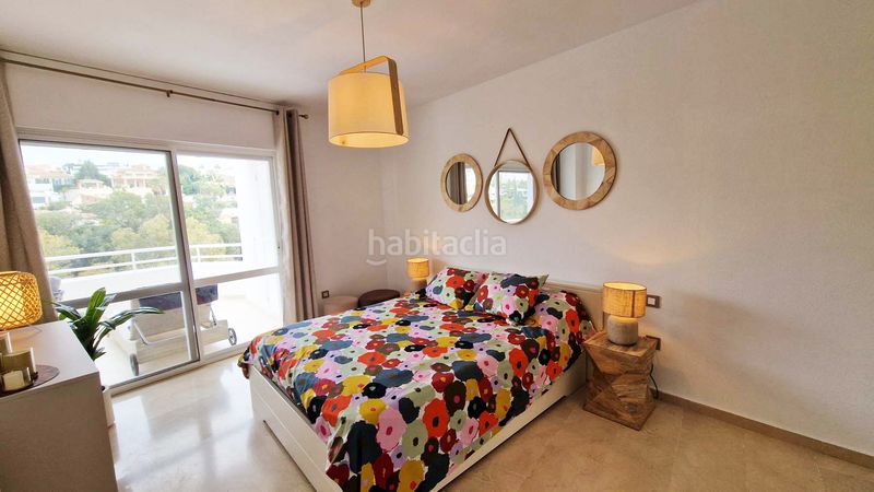 Foto f7e832e1-8abe-4ad9-a680-fa2793b77186. Àtic amb calefacció aparcament piscina a Hacienda Torrequebrada Benalmádena