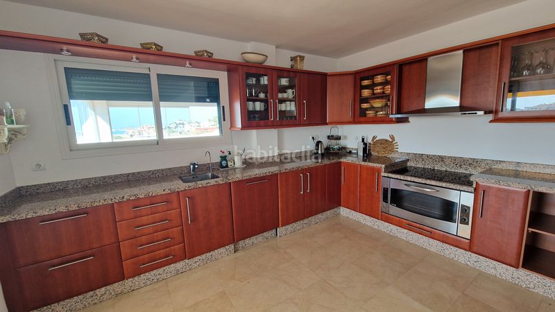 Foto d3bc2282-6042-434e-9e67-b86adbe6ccf5. Àtic a calle quilla 7 a Zona Centro Comercial Torrequebrada Benalmádena