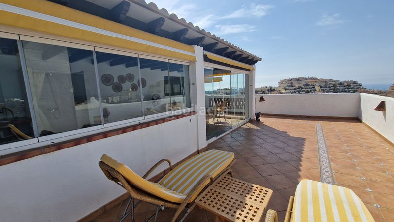 Foto 38c69d37-8b23-42d2-b24f-e49da37f9e3d. Ático en calle quilla 7 en Zona Centro Comercial Torrequebrada Benalmádena