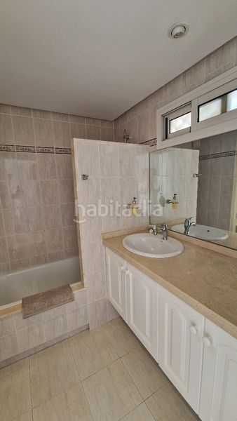 Foto a1997ba0-830f-4fd7-9308-9b38374412db. Ático en calle quilla 7 en Zona Centro Comercial Torrequebrada Benalmádena
