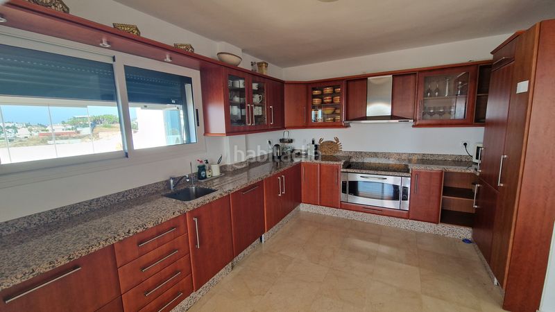 Foto aae87486-ae99-4a83-a199-2cd64c086eb7. Ático en calle quilla 7 en Zona Centro Comercial Torrequebrada Benalmádena