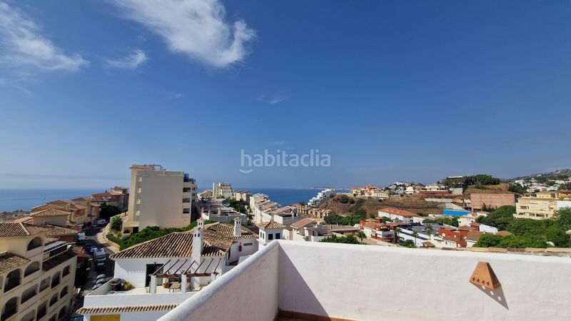 Foto f115498e-f296-4e4a-b6a4-23d88e32f063. Ático en calle quilla 7 en Zona Centro Comercial Torrequebrada Benalmádena