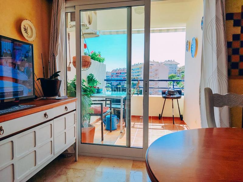 Foto db1c5544-1a1b-4cad-a381-a2ce75b6daea. Maison jumelée dans calle vencejo 7 dans Torreblanca del Sol Fuengirola