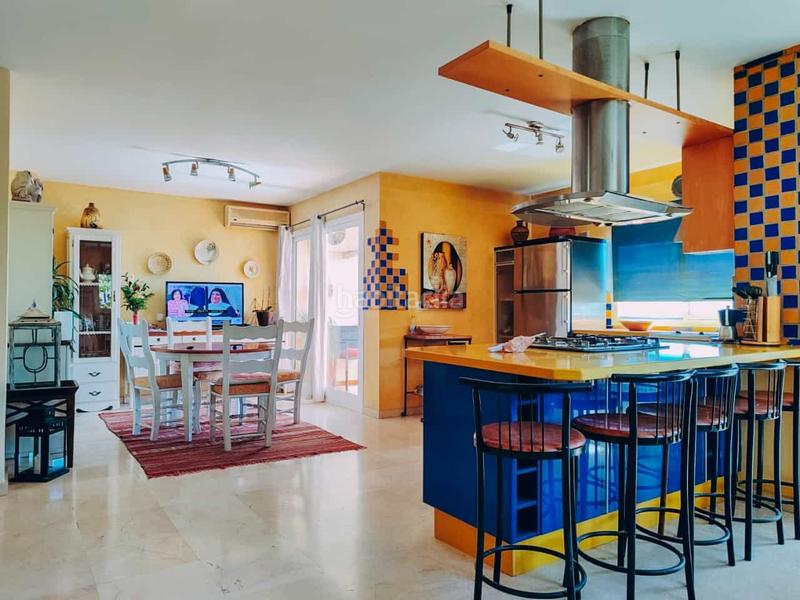 Foto fecdd8a1-9d7d-4795-86a6-77ff9dc8880a. Maison jumelée dans calle vencejo 7 dans Torreblanca del Sol Fuengirola