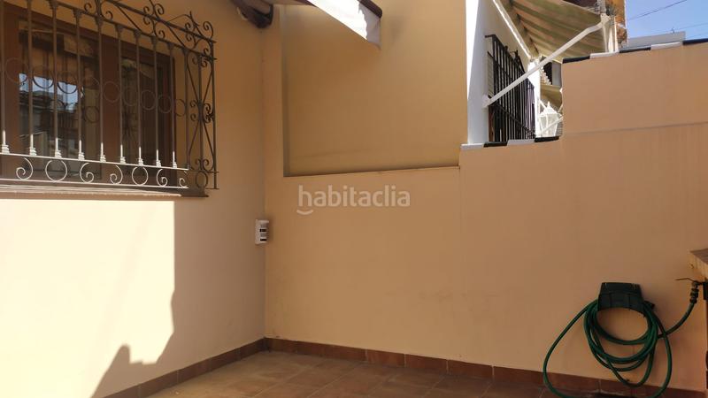 Foto 60d3cd72-6fc4-4a84-bc5e-5a994835992e. Casa pareada en calle antequera 8 casa pareada en el centro en Fuengirola