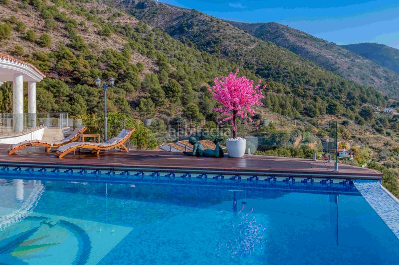 Foto 021782ab-eec9-4757-812e-afff28a1f1f3. Chalet in calle alta verde 7 in Valtocado - La Alquería - La Atalaya Mijas