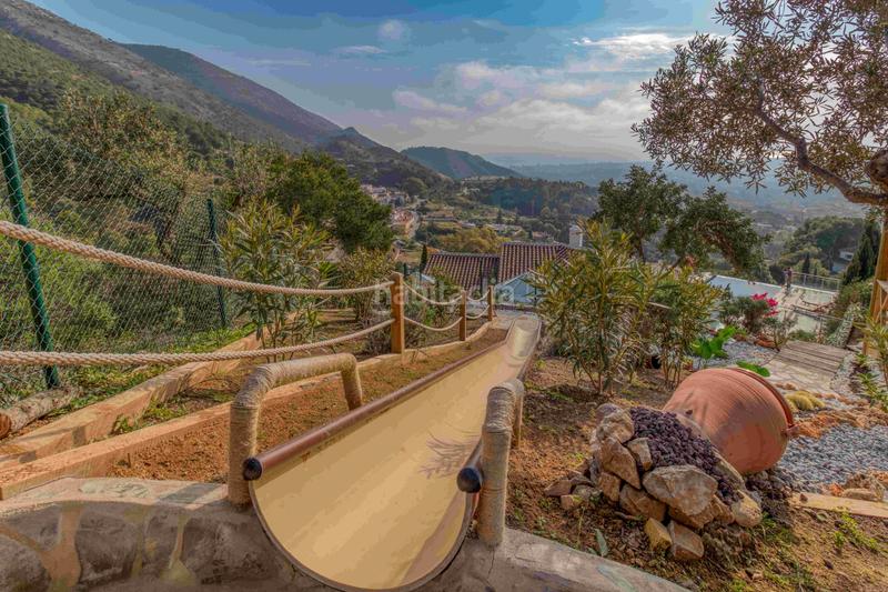 Foto 257a1025-f359-4589-a5f6-d3bdc87c50d6. Chalet in calle alta verde 7 in Valtocado - La Alquería - La Atalaya Mijas