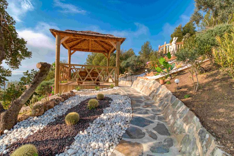 Foto 86e69cd3-3f05-47be-b277-6c68601f243d. Chalet in calle alta verde 7 in Valtocado - La Alquería - La Atalaya Mijas