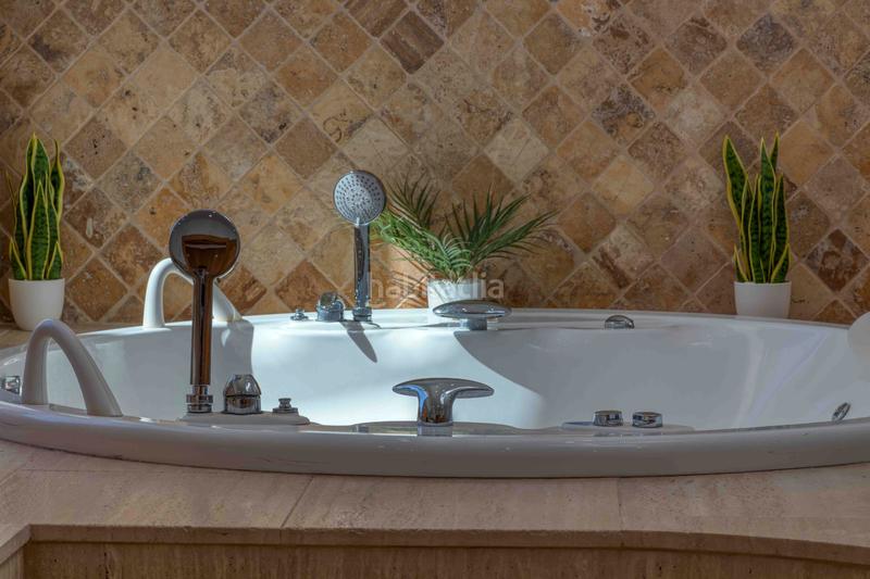 Foto dda23359-1d46-44ab-905d-6d1519a1c8cc. Chalet in calle alta verde 7 in Valtocado - La Alquería - La Atalaya Mijas