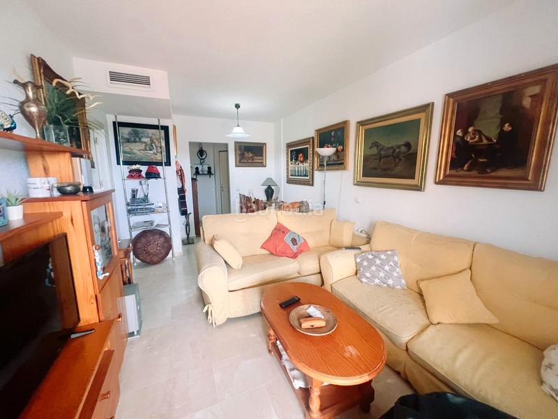 Foto 0a74734d-4220-4c9b-9750-a66f5720d1d4. Piso bonito bajo con jardin privado en calahonda en Mijas