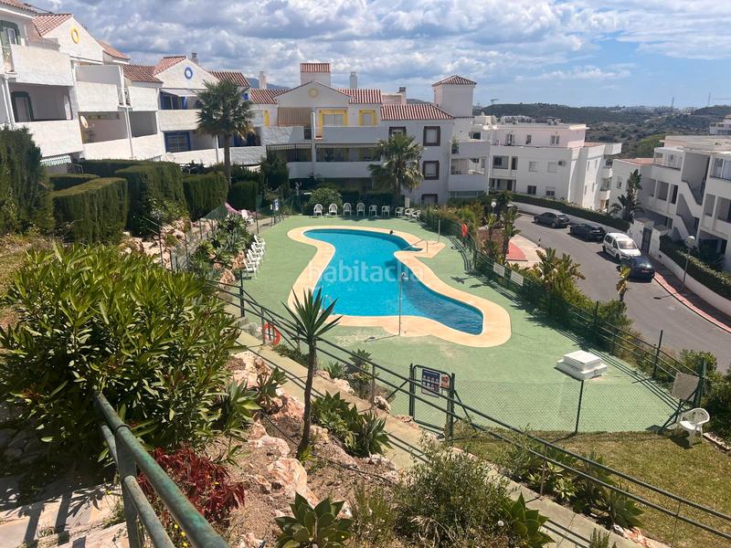 Foto 9d60c60b-3fb2-4e99-89fb-ac2ade2c170d. Piso bonito bajo con jardin privado en calahonda en Mijas