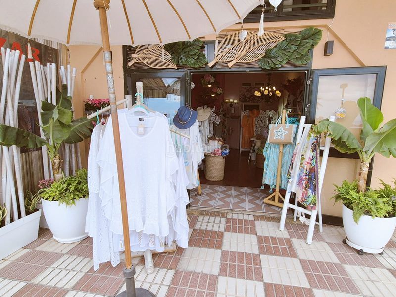 Foto 1368ff6a-a362-427a-a8d9-1027f528cf56. Local comercial en paseo marítimo rey de españa 105 local vivienda en paseo maritimo frontal al mar en Fuengirola
