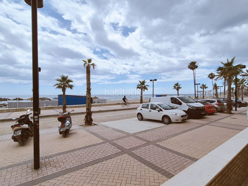 Foto a27dde00-9cdf-407e-98fd-5df593a31cd6. Local comercial en paseo marítimo rey de españa 105 local vivienda en paseo maritimo frontal al mar en Fuengirola
