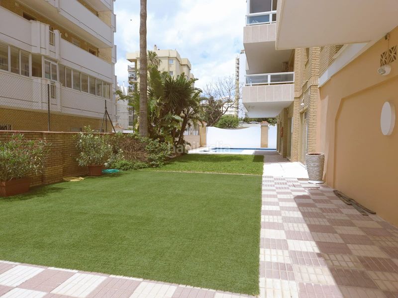Foto b5fbb879-519a-4e13-a9ca-8fca4343cf29. Local comercial en paseo marítimo rey de españa 105 local vivienda en paseo maritimo frontal al mar en Fuengirola