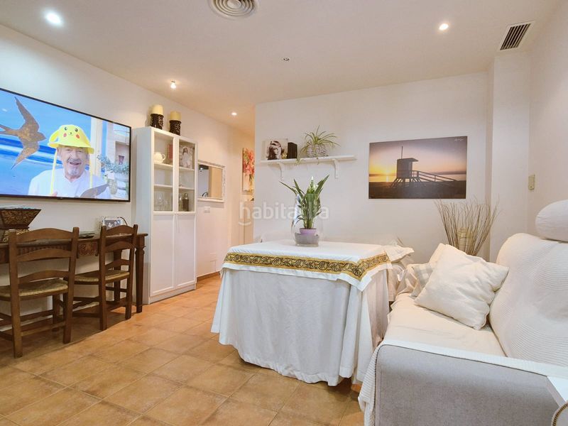 Foto f623ac13-0e72-4d36-a006-76a49d8d6b2f. Local comercial en paseo marítimo rey de españa 105 local vivienda en paseo maritimo frontal al mar en Fuengirola