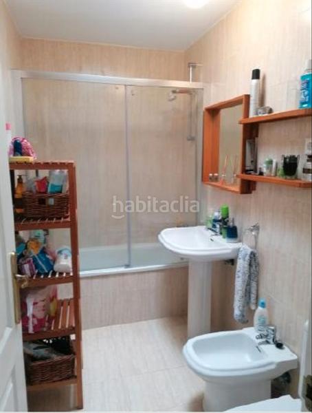 Foto 02e4f071-7fd0-4ec0-b70f-5e9cde93de60. Dúplex en calle andalucía 25 bonito piso duplex en Los Boliches en Fuengirola