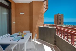 Studio in Calle martínez catena 6. Bonito estudio en hotel las palmeras de fuengirola