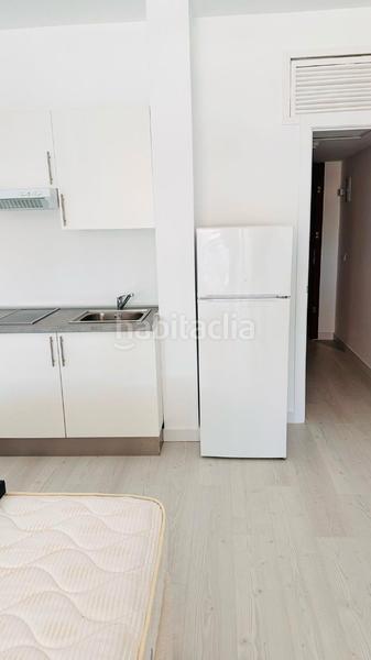 Foto 1fe12682-4f71-4d86-b8f0-3e63ae7ed420. Estudio en calle martínez catena 6 bonito estudio en hotel las palmeras en Fuengirola
