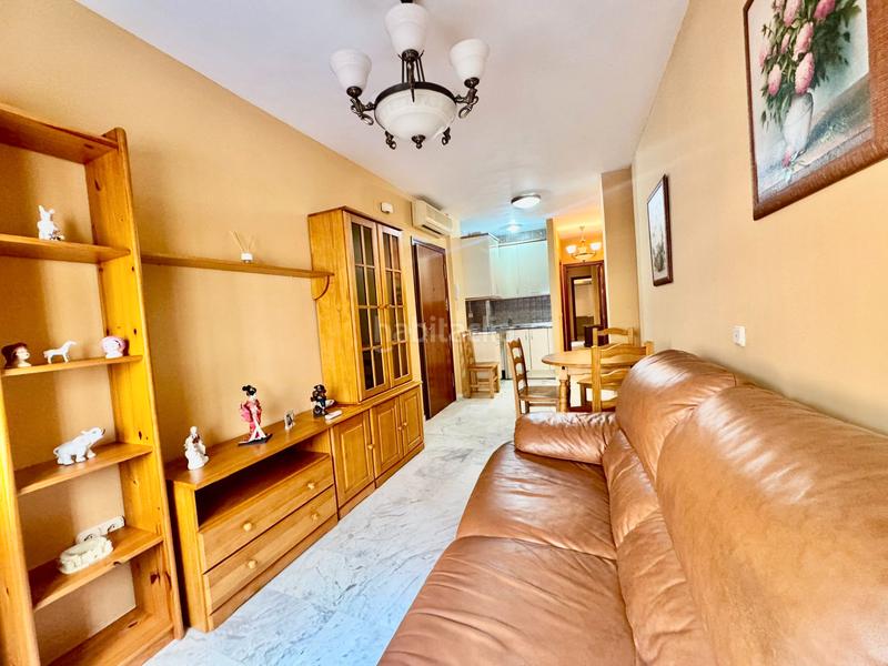 Foto cb71c983-b8e1-4079-9744-5a65d57c4bb8. Piso en calle santísima trinidad 32 apartamento en planta baja en el centro de los boliches en Fuengirola