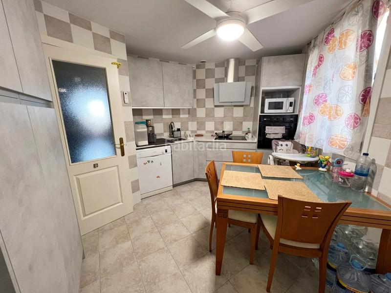 Foto 3cb47210-704d-493c-a837-385536c2cff9. Appartement dans calle blanca paloma 2 dans Centro ciudad Fuengirola