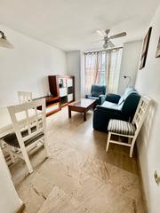 Pis  Calle benalmádena 16b. Buen piso en zona cercana de playa en los boliches