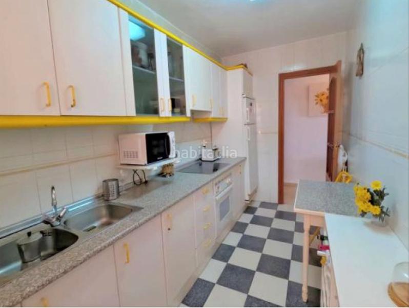 Foto 01c0ad51-882b-487e-92f3-fa7a7f2295d6. Etagenwohnung in Playa de los Boliches Fuengirola