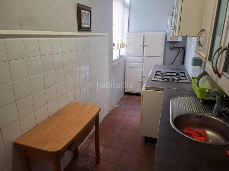 Foto ea7ef182-56bc-4971-928c-43313a3223f5. Piso en calle valladolid n1 piso en zona centro barrio el boquetillo en Fuengirola