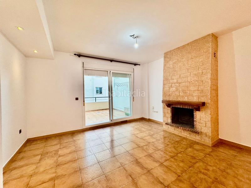 Foto 7cf65d68-4779-4f6e-838d-8e6fb8a9fda4. Piso en calle monte paraíso 14 bonito piso en zona tranquila de Calahonda en Mijas