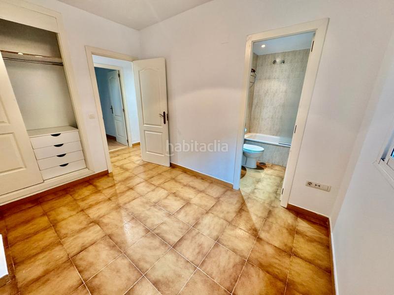 Foto d2933576-64ac-40b2-b7a6-85030ba0d325. Piso en calle monte paraíso 14 bonito piso en zona tranquila de Calahonda en Mijas