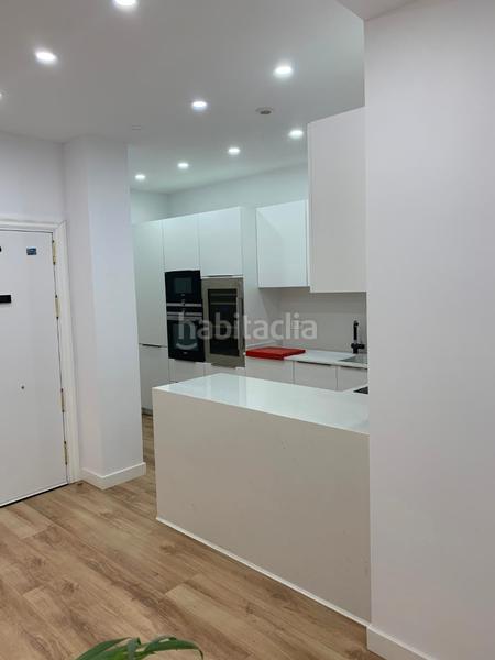 Foto ecdd2005-2767-4f54-9d06-cbc763474552. Pis a calle rodrigo de triana 4 a Centro ciudad Fuengirola