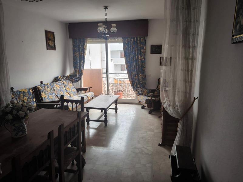 Foto 045e17d0-7f7f-4740-a421-2af17ab898e7. Flat in calle san francisco 3 in Puerto Deportivo Fuengirola