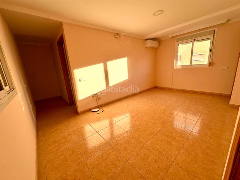 Foto 6d797077-7422-493e-8b25-116354fd4454. Pis a calle cataluña 3 a Centro ciudad Fuengirola