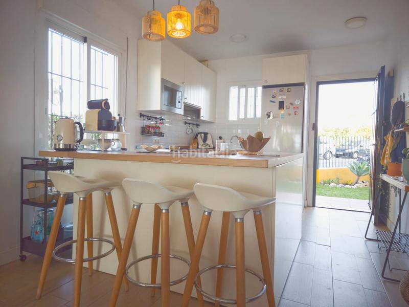 Foto ab243790-b429-4706-b947-48d132e03cd4. Pis a calle velez malaga del faro 272 a El Faro de Calaburra - Chaparral Mijas