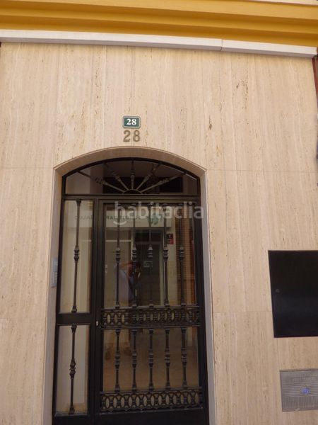 Foto b4ac1d0e-7031-4957-9136-a66311f56d75. Pis a Puerto Deportivo Fuengirola