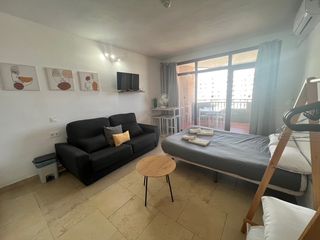 Studio  Calle martínez catena 15. Estudio en hotel las palmeras, vistas al mar
