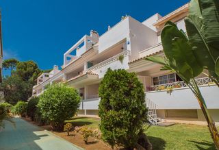 Pis a Avenida de la alcudia 122. Bonito piso en zona de lomas de rio real marbella