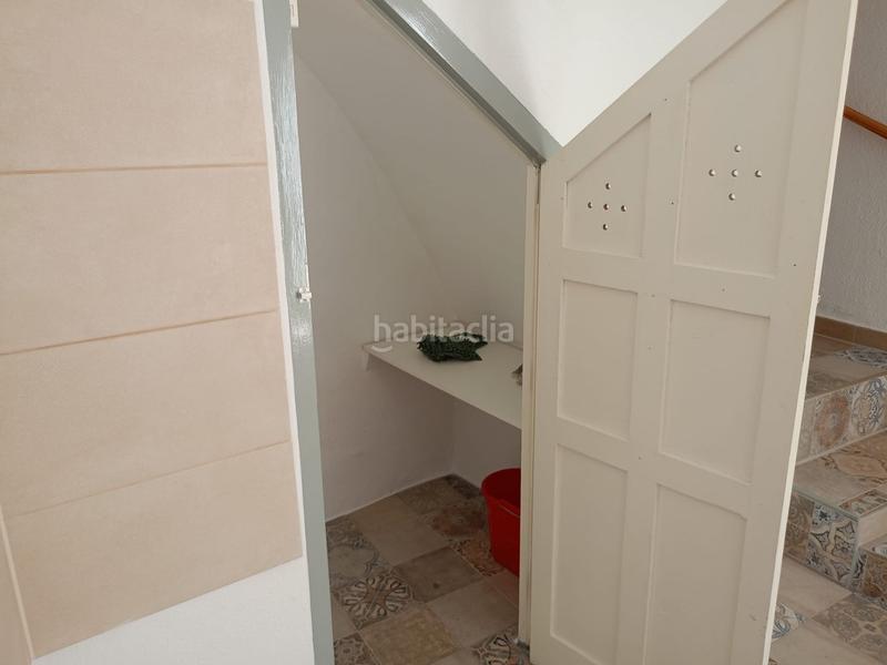 Foto 8b587a43-6e67-4850-8538-21664a3d0d52. Casa adosada encantadora casa reformada 3 dormitorios, terraza y patio andaluz a 5 min del centro en Alozaina