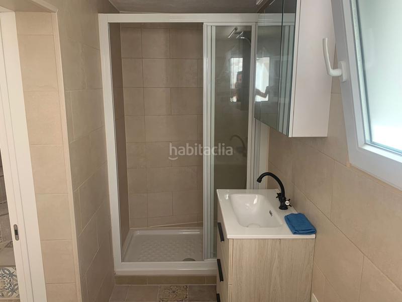 Foto d97cf93b-d9d2-4e5b-b004-83d147d1a443. Casa adosada encantadora casa reformada 3 dormitorios, terraza y patio andaluz a 5 min del centro en Alozaina