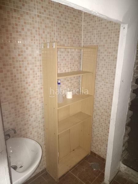 Foto 4c07458d-7b33-4850-b49c-8d22c4c73446. Local comercial zona el corte inglés! local comercial con posibilidad de cambio a vivienda en calle mármoles centro !! en Málaga