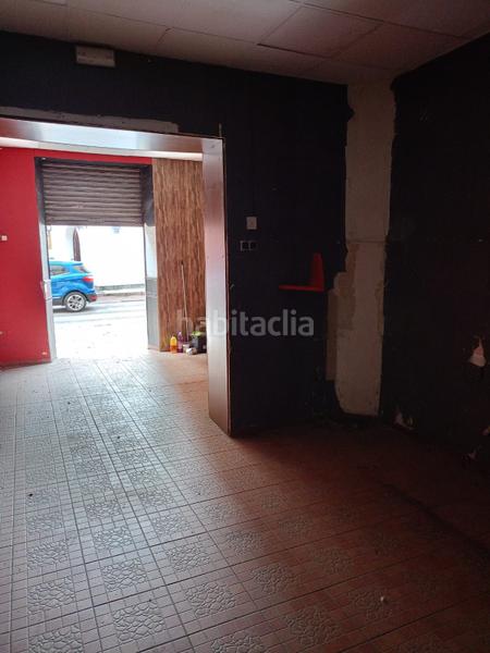 Foto 66955217-e9b0-4d7e-ae79-3b531d00ed29. Local comercial zona el corte inglés! local comercial con posibilidad de cambio a vivienda en calle mármoles centro !! en Málaga
