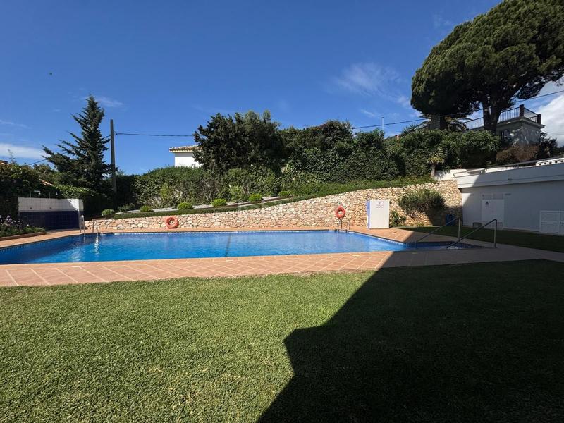 Foto f5c287c5-b177-4e7d-b2b3-bcd6578948b3. Pis amb calefacció aparcament piscina a Torreblanca del Sol Fuengirola