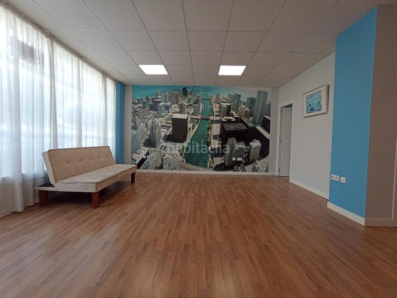 Foto 23d9f00d-7bf9-4068-af6d-b36661aca111. Local comercial local reformado en venta en zona camino de málaga ctra. de cártama, a solo 5 minutos andando del Centro! en Alhaurín el Grande