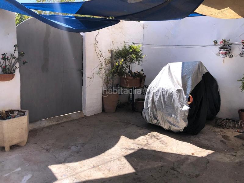 Foto 64f2c398-65e1-4176-ae26-f1ff0affdb1a. Piso  para reformar con 3 dormitorios, patio y doble acceso en Alozaina